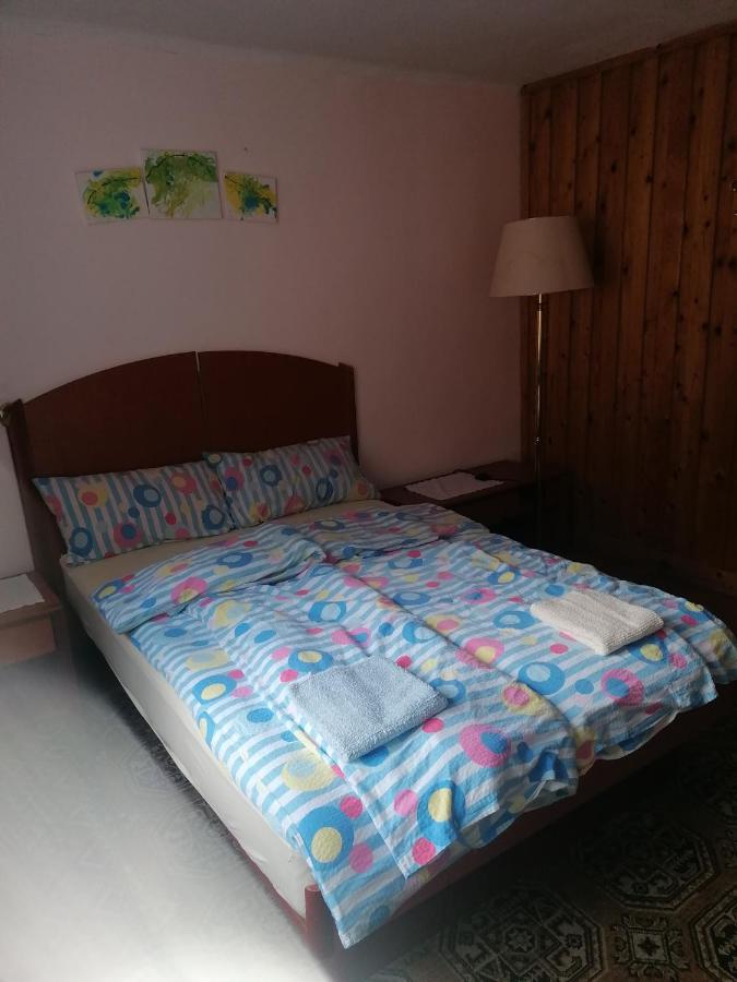 Smucarska Koca Bed & Breakfast Kotlje Dış mekan fotoğraf